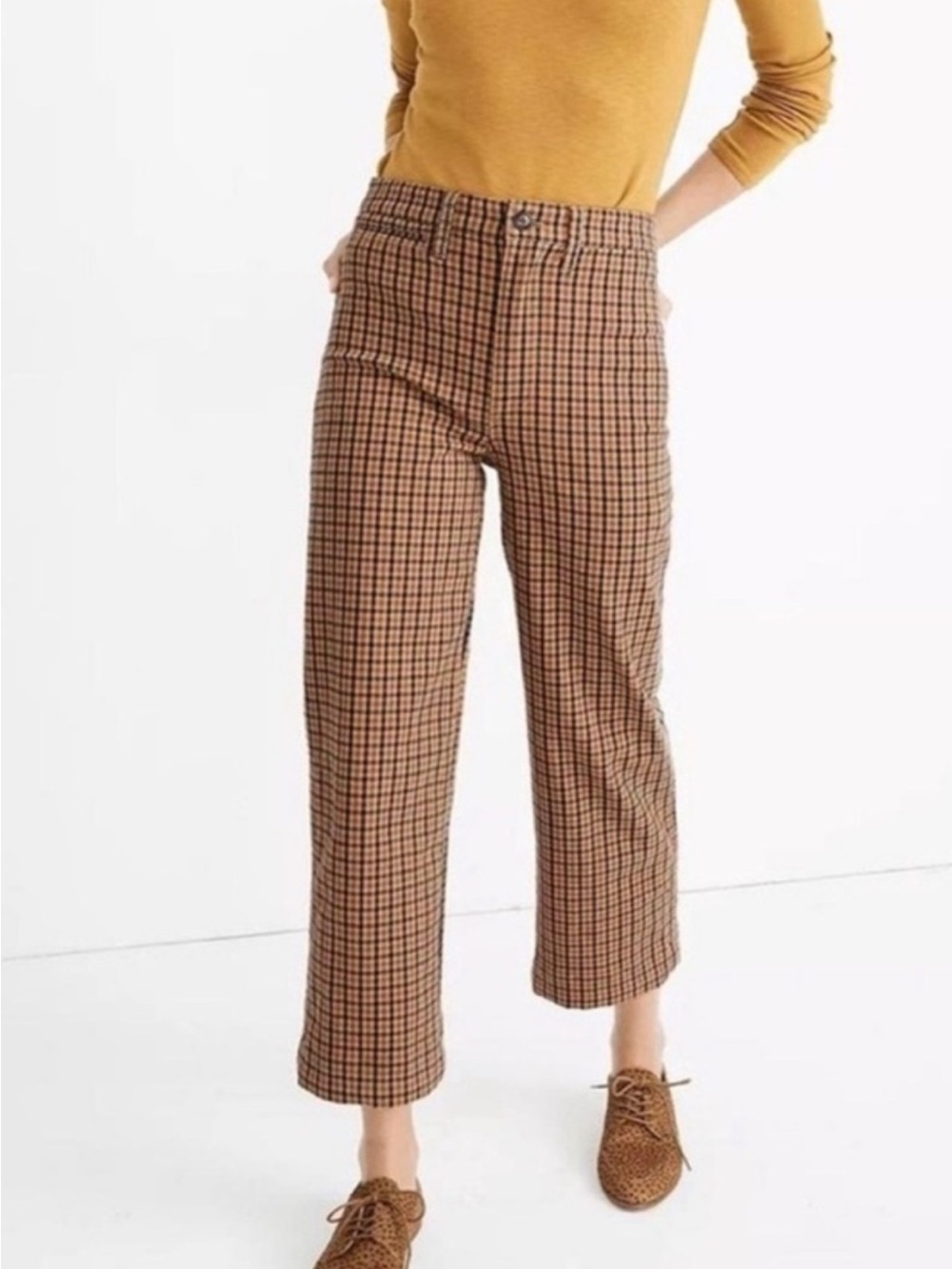 Slim Emmett Wide-Leg Crop Plaid Pants in Brown and Black